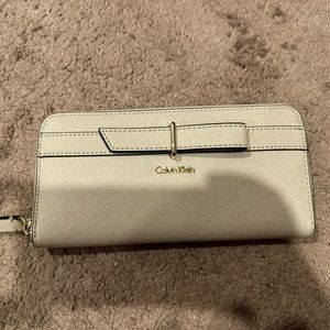 NWOT Calvin Klein Wallet